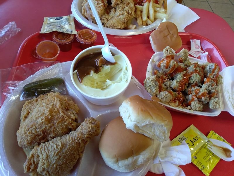 Rodee's Country Fried Chicken food