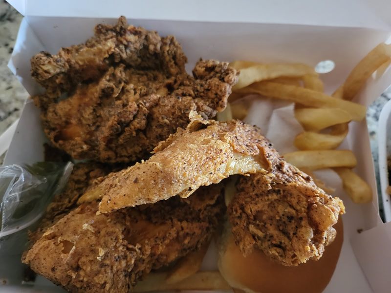 Rodee's Country Fried Chicken food